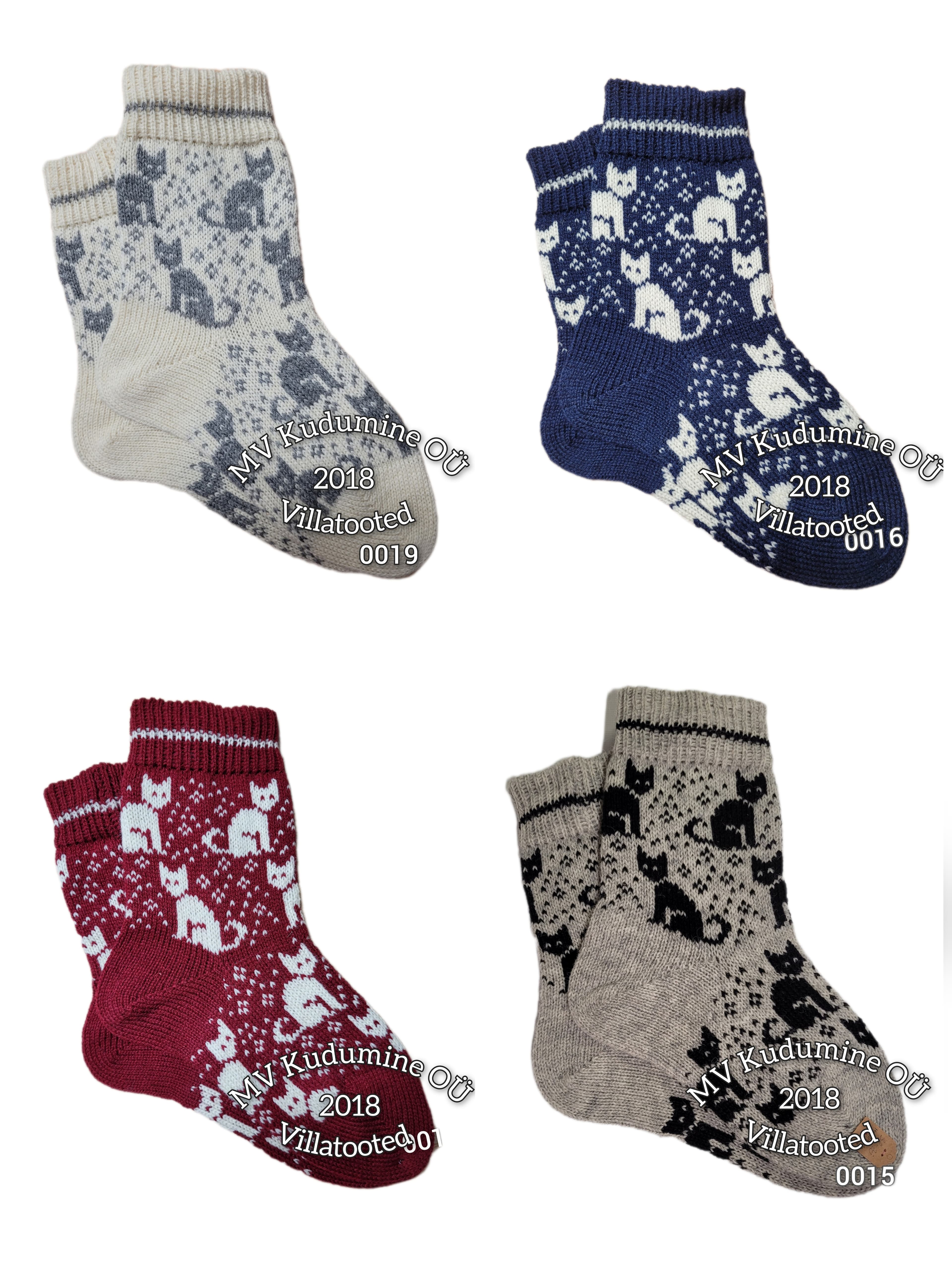 Вязаные шерстяные носки 1